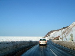 国道334号と流氷